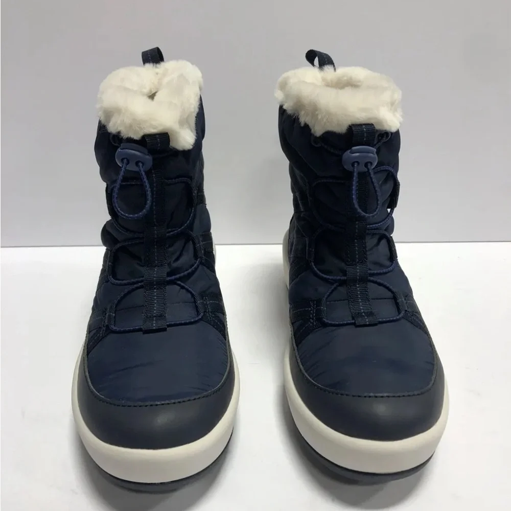 Clarks Women’s Step North Frost Snow Boot Blue Size 6.5 M